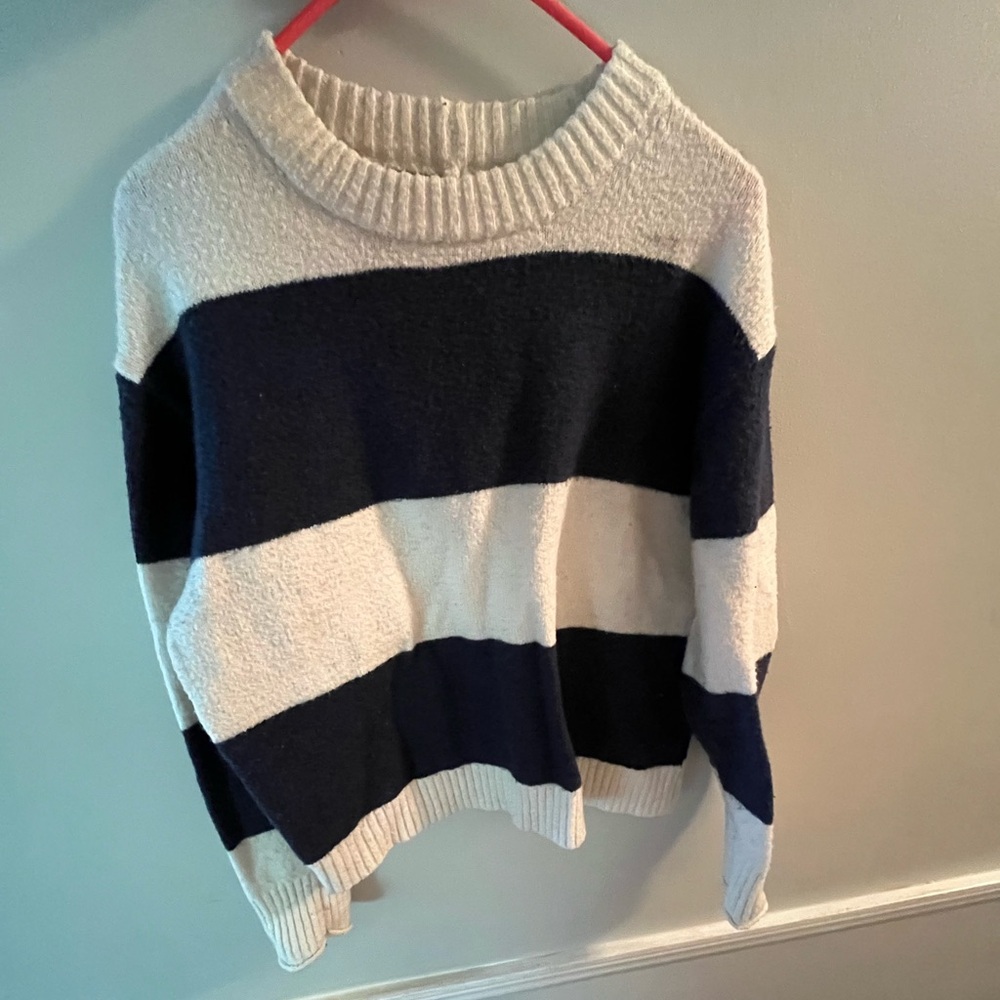 American Eagle Outfitters Navy and White Striped Sweater